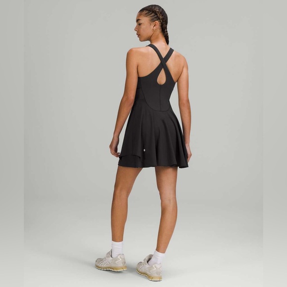 LULULEMON💎UNWORN💎COURT CRUSH DRESS✨Everlux tennis dress & short✨BLACK💎size 4 - Picture 2 of 16